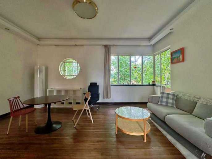 Beautiful green view 1br with terrace near South Shaanxi Road