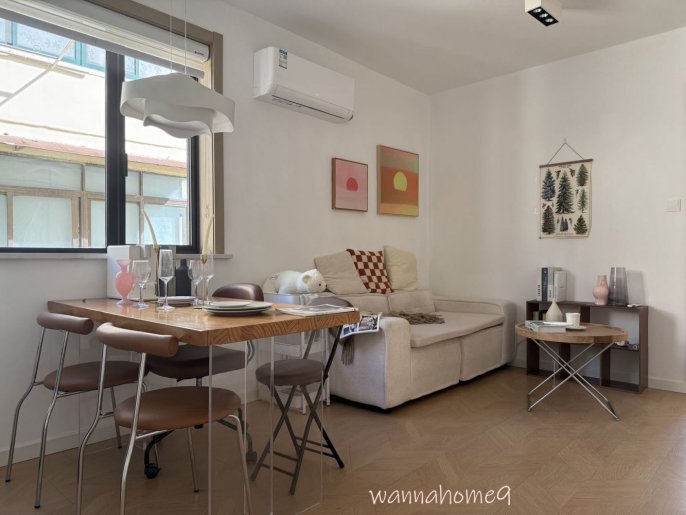 1BR Jiangsu rd / Spacious / Bright / Modern/ Quiet /Stairs