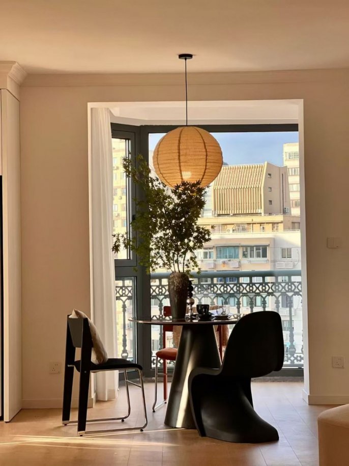 Beautiful 2 Bedrooms Apt +Heating+Dishwasher+central AC @ L2/11Jiangsu Rd