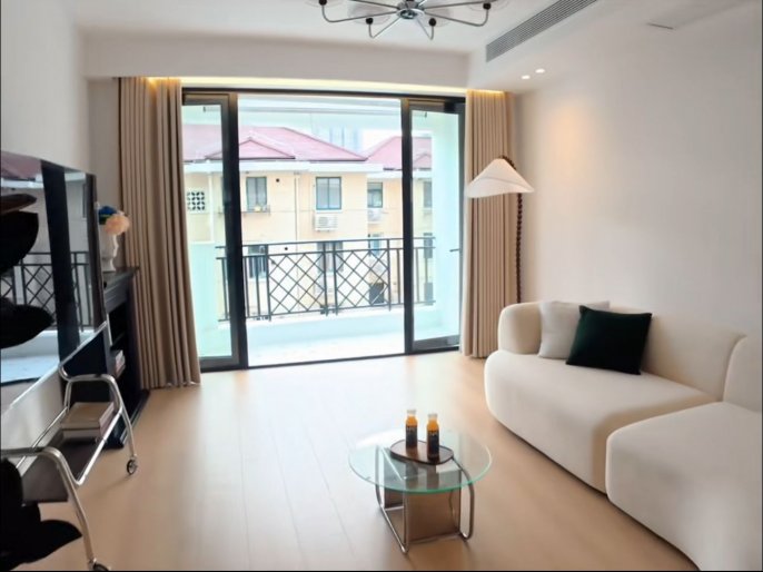 Brand new 2brs floor heating open balcony near Jiao tong university 19K