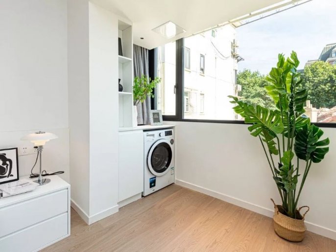 Beautiful 1Br at elegant Maoming Rd