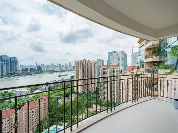 Super beautiful 3brs floor heating open balcony great river view in Lujiazui Huang pu river