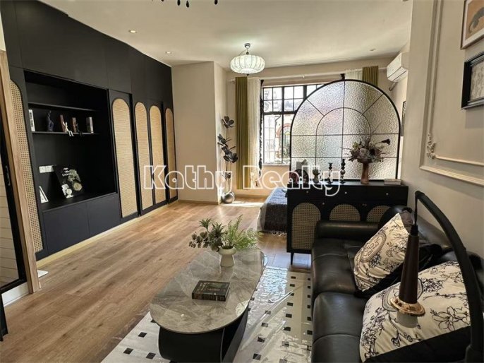 Historic 1BR APT Fuxing Rd nr Changshu Rd 7.5k