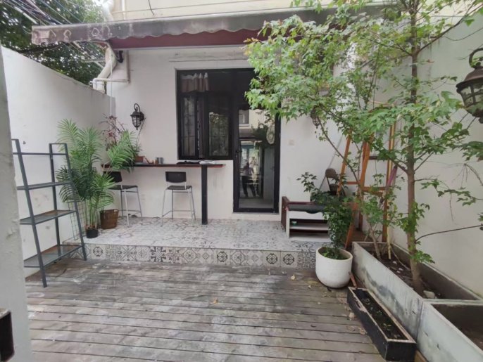 Duplex apt+private Yard L10 Shanghai Library
