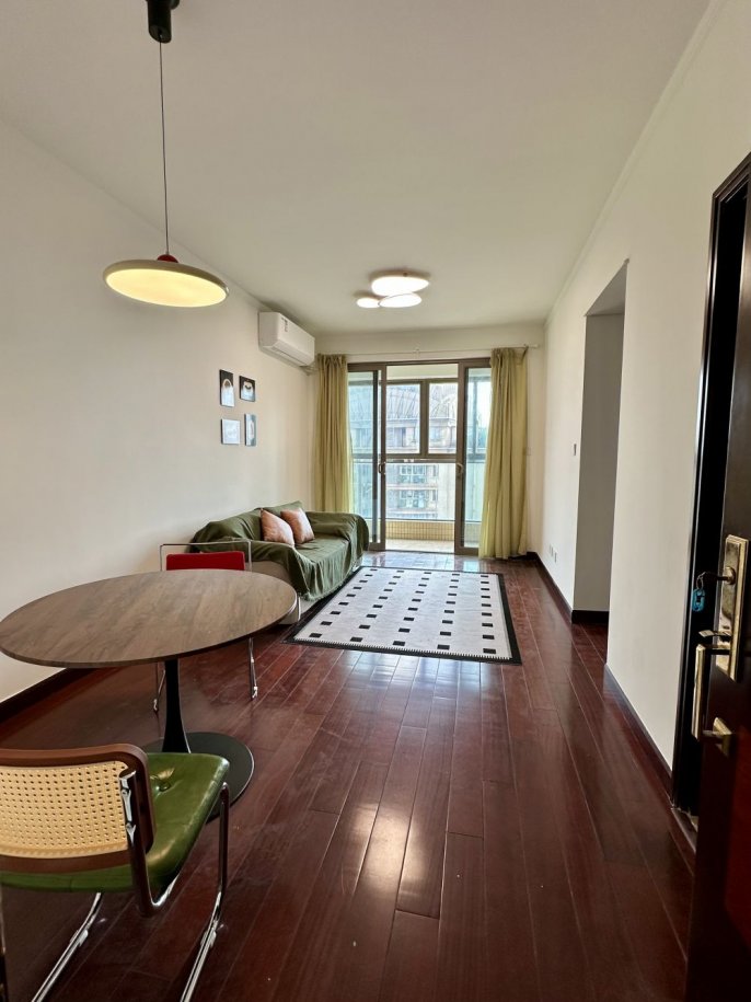 Elevator High Floor L10/15