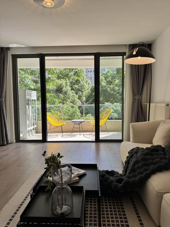 Bright 3BR+green view | Top of City @ West Nanjing rd metro L1/12/13