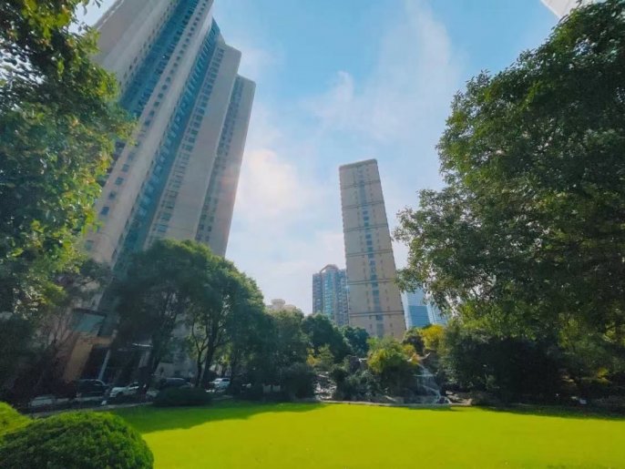 Modern 3brs nice balcony green view in top 5 popular compound central downtown