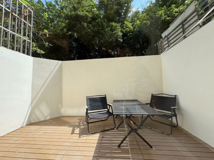 Newly renovated 2br with Yard at Yishan Rd &Parking L3/4/9