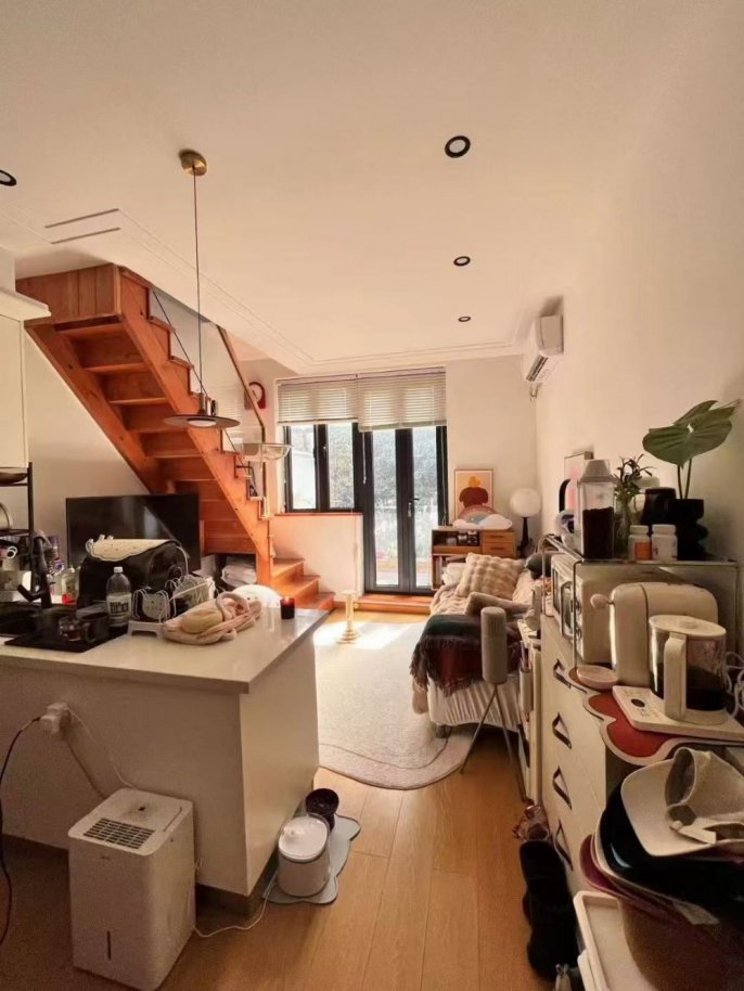 High ceiling 1Br/1Lr/1Bt apt nr Jingan temple,M2/7/14