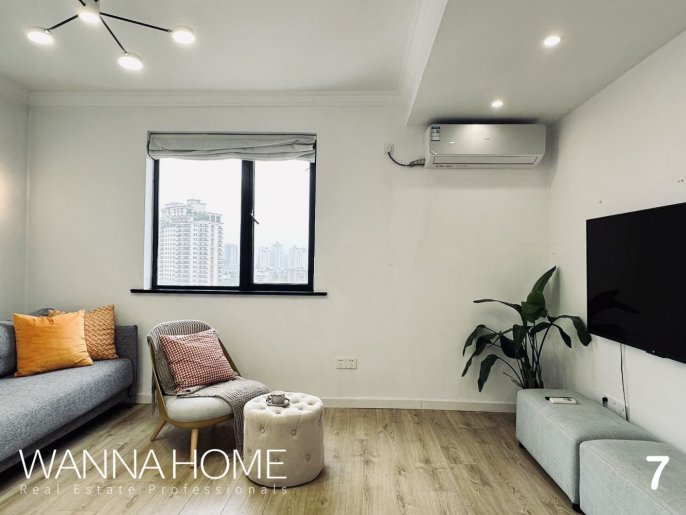 0 Distance to Hengshan Rd MT/Fantastic View/Large Storages/Heater/Cozy1br