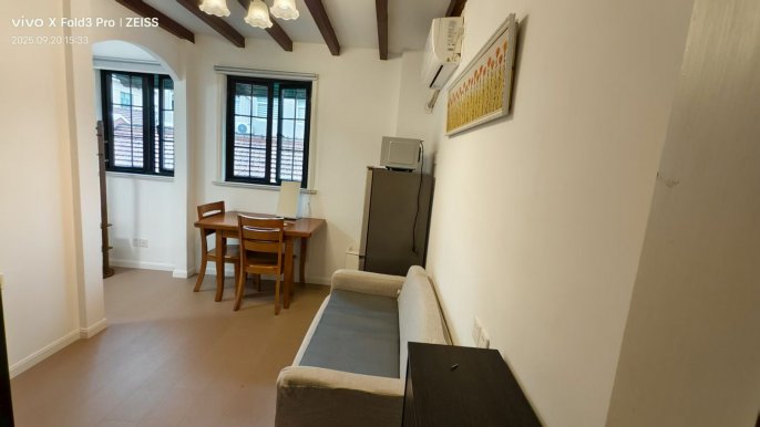 1 br 1 bt near line 1 10 12 south shanxi rd st 5 mins