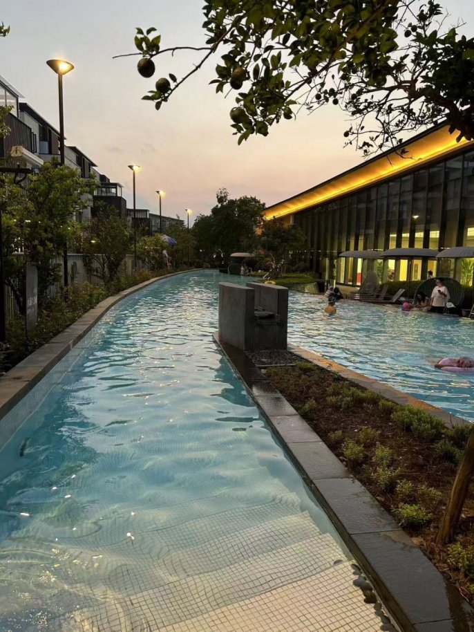 Nature Lovers’ Duplex Retreat · 3BR · 130sqm · Massive Balcony lease takeover