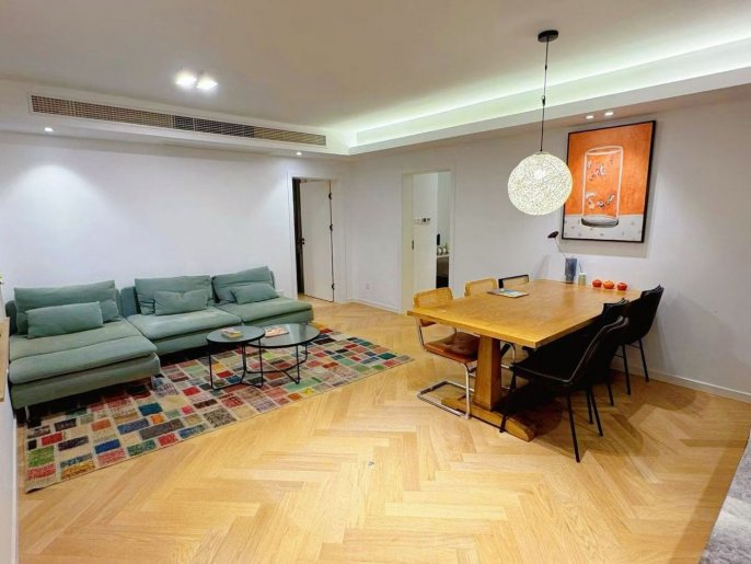 Elevator 2Brs/1Lr/1Bt apt nr Changping rd,M7