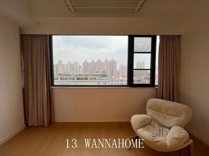 Spacious&Modern&Spacious 2Bdrs 2baths/L4/8/9Lujiabang Rd/Awesome View