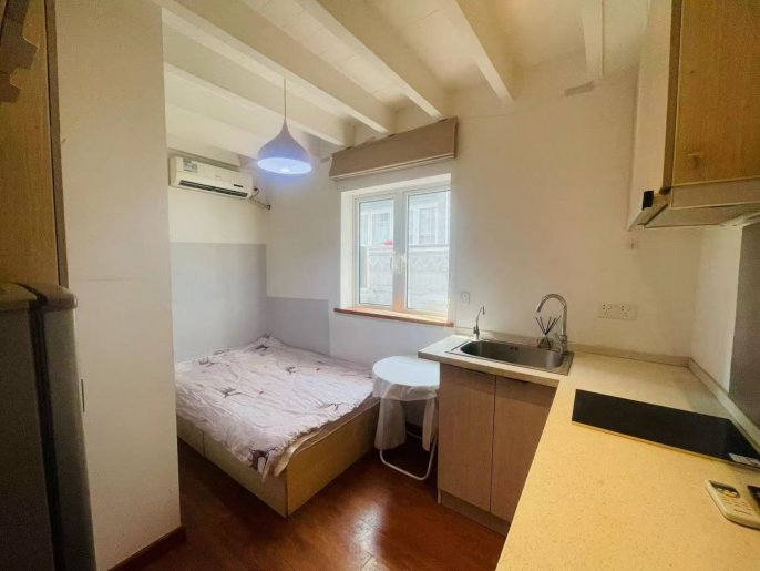 1 br near L1/L10/L12 south shaanxi rd station+L13 Middle huaihai rd station