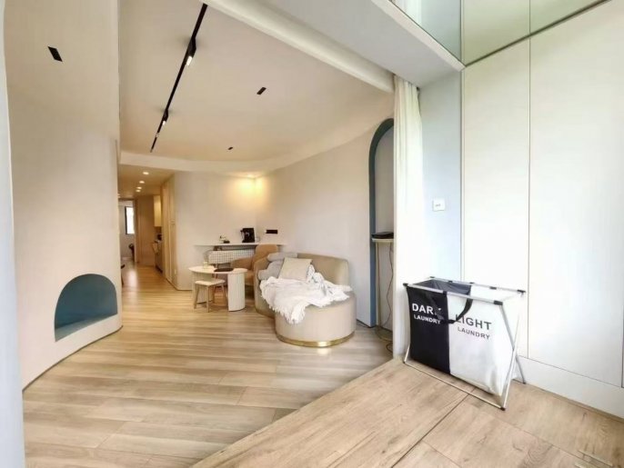 1BR 1LR / spacious and cozy / nr Jiaotong University