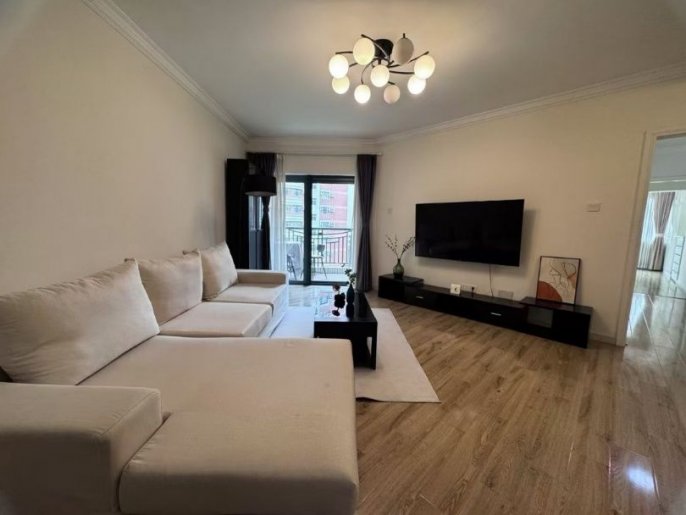 3 br cozy Apt &outside balcony &parking/jiangsu rd 12.5K