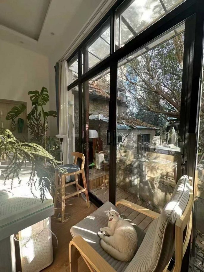 Jing'an Temple Station 1Br with Open Balcony Loft Line2/7/14