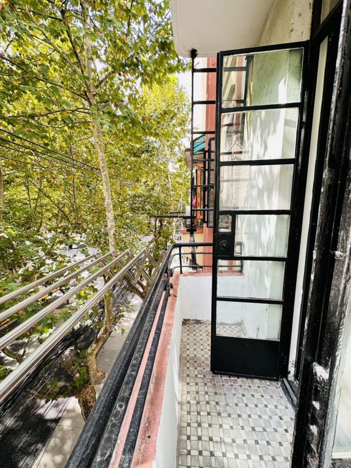 Shanghai Library &Changshu Rd Station Loft 1Br with Open Balcony Line1/7/10