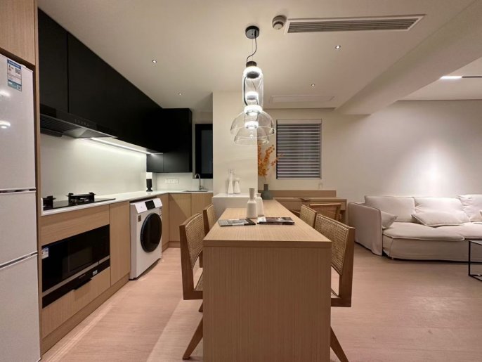 Modern & nice 1Br,People Square,lift