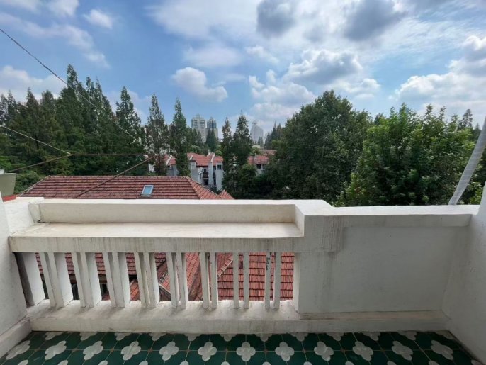 Fresh Sunlit 2BR Residence w/Outdoor Balcony on Anfu Rd