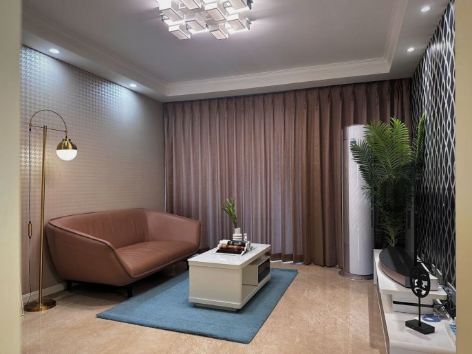 West yan'an rd 2BR 2LR@L3/4,floor heating/elevator/bright room