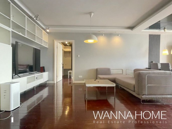 High Floor/Spacious&Really Bright 2Bdrs 1Bath Apt+L2/11 Jiang Su Rd/Awsome View+Big Balcony