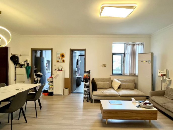 Good value-2beds 93sqm elevator- suzhou riverside- nice compound @ line 3/4/7 zhenping road