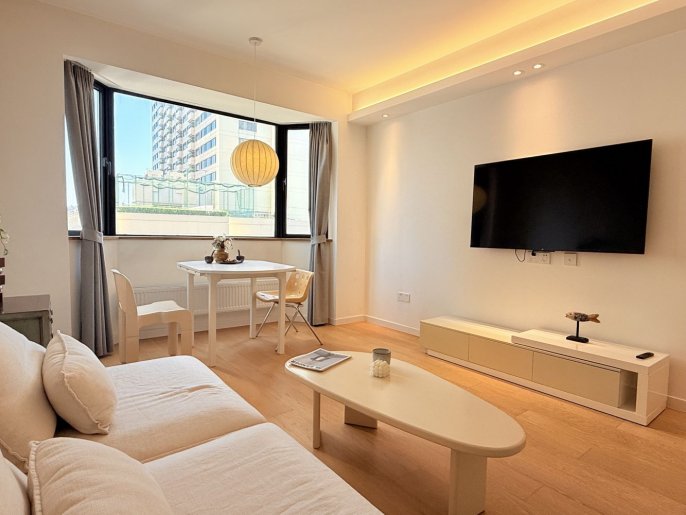 modern stylish 1br Nr jingan temple M2/7