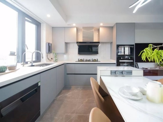 Super cool & bright 2Br,Xintiandi,floor heating,lift