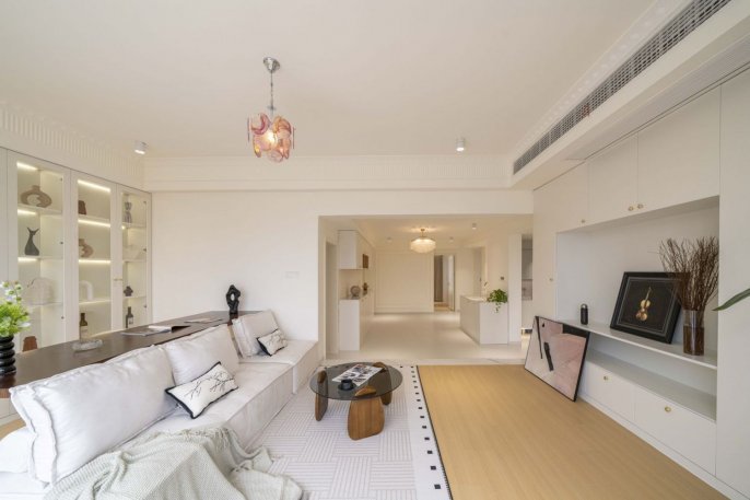 Penthouse 5br+2/2bt@Jiashan rd 290sqm with large private terrace 290sqm