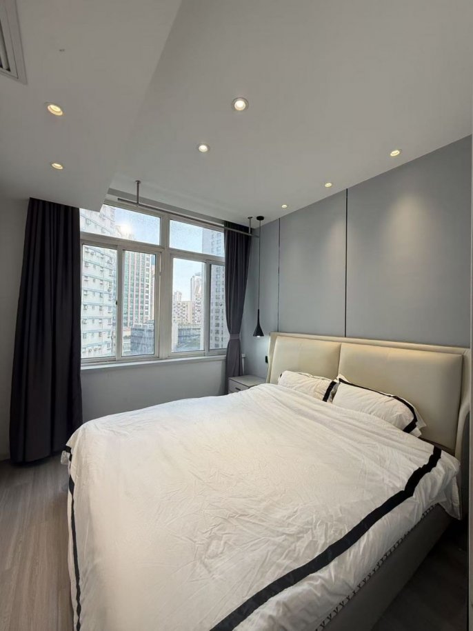 Spacious-near the Jingan Monastery-lift-Jiangning rd/Jingan area/L7/13