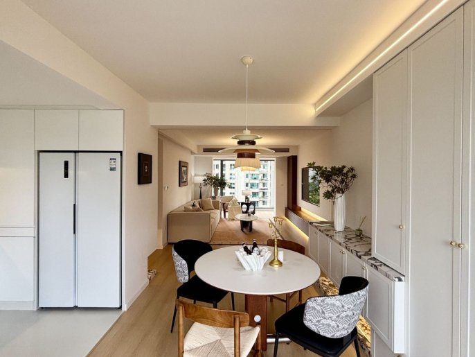 3Bedrooms 2Baths Apt/Modern&Bright /L11/15 Shanghai West Railway Station