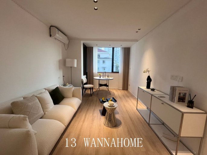 Spacious&Bright&Modern 1Bdr 1Bath Apt/L10/11Jiaotong Uni./Awesome View/Stair