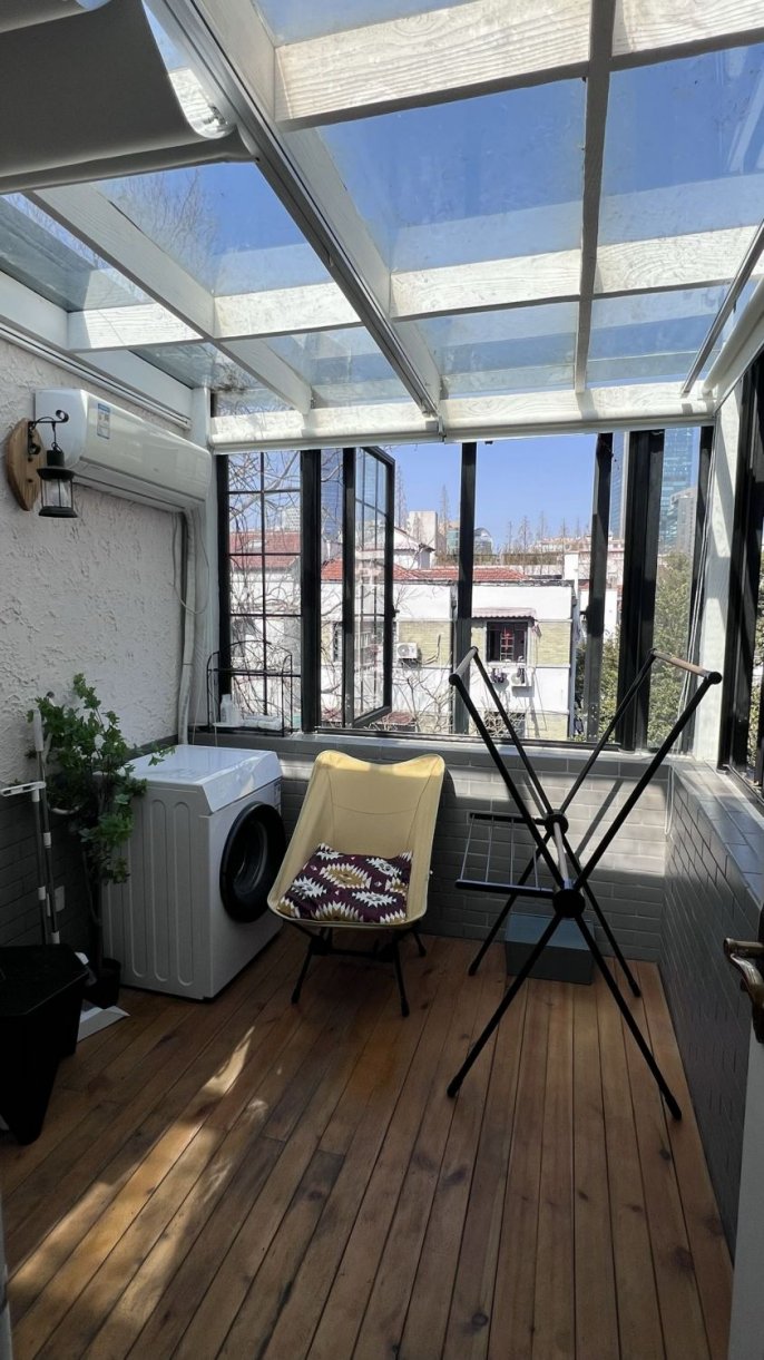 Charming 2Brs/1Lr/2Bts apt nr Changshu rd,M1/7