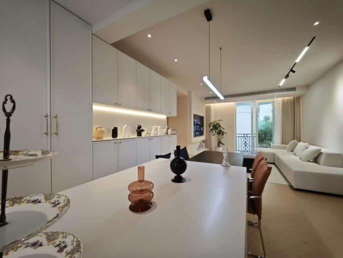 Brand new 3brs floor heating open balcony near Xintiandi line 9,13,14 only 23K