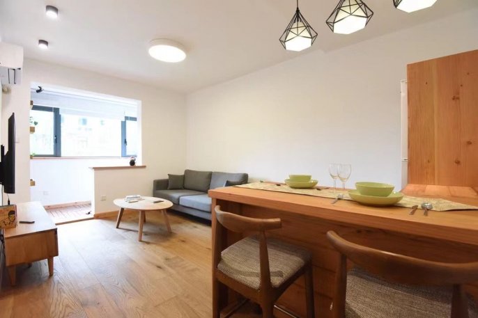 Elevator 2br Flat close to Xintiandi