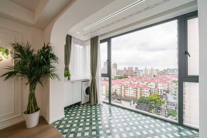 Newly Renovated 2+1BR Residence nr Tangqiao Station